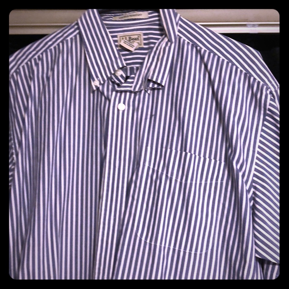 Men’s Button Up Shirt Large/Tall